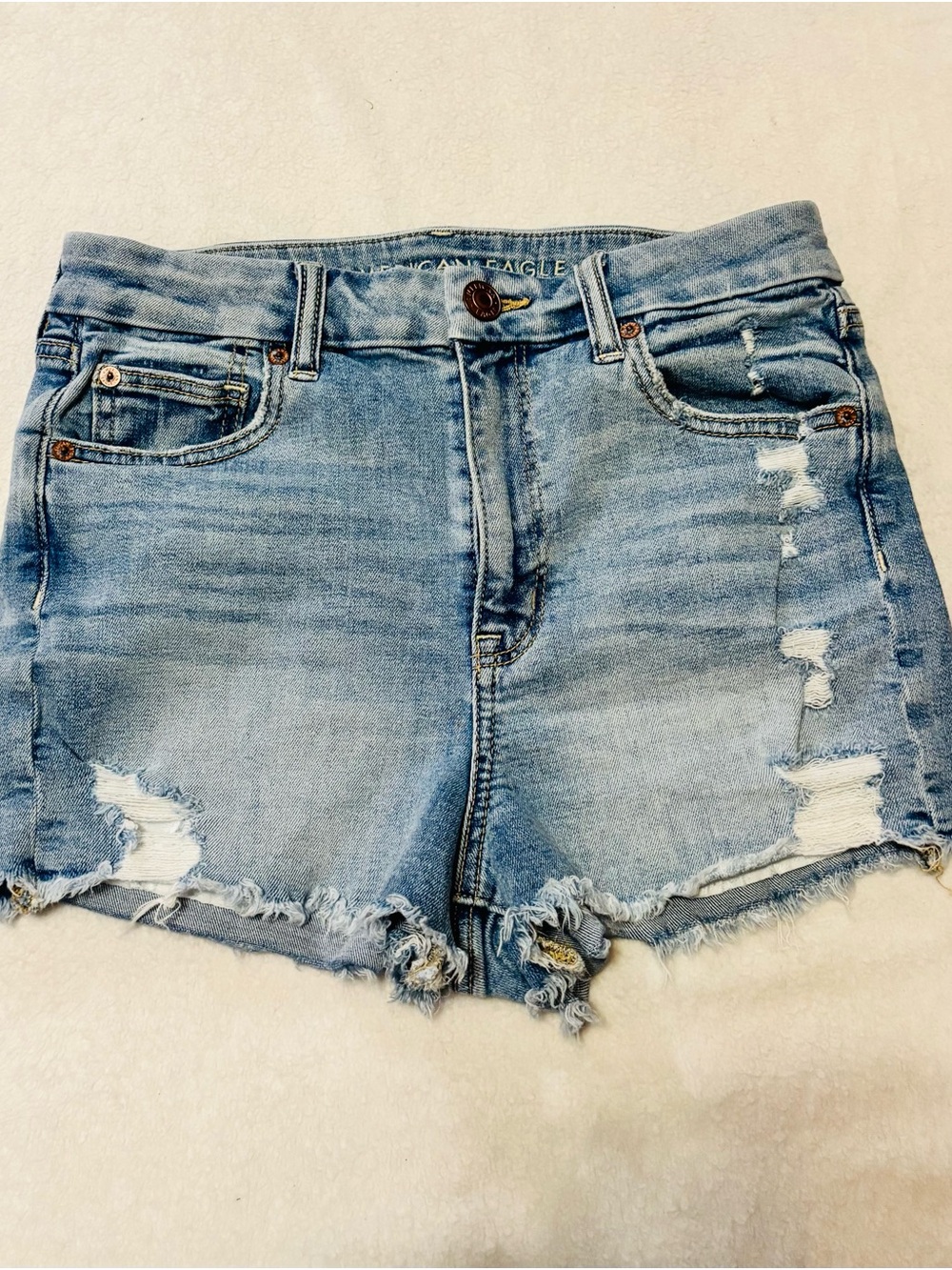 American Eagle Outfitters Distressed  Shorts Size 4 EUC